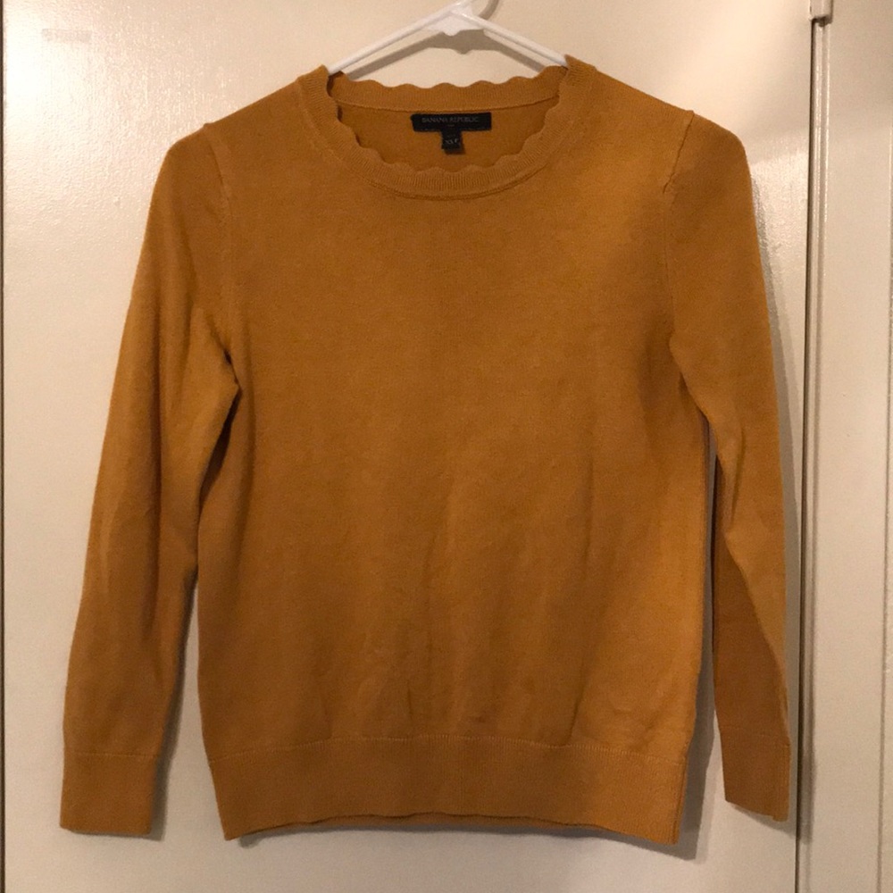 Mustard Yellow Banana Republic Sweater w/Scallops